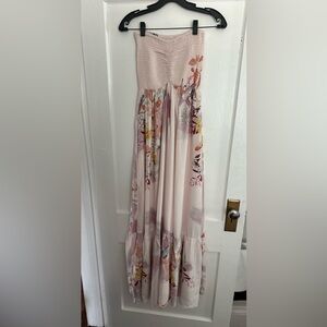 Plum Pretty Sugar Lolo strapless dress!! Never worn!